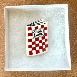 Vintage Flying Colors Ceramic Cookbook Pin – Red & White Gingham – Handcrafted
